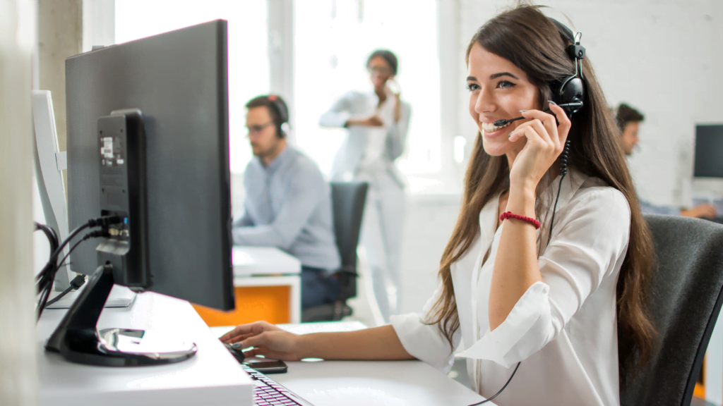 Agenti di call center, servizio clienti